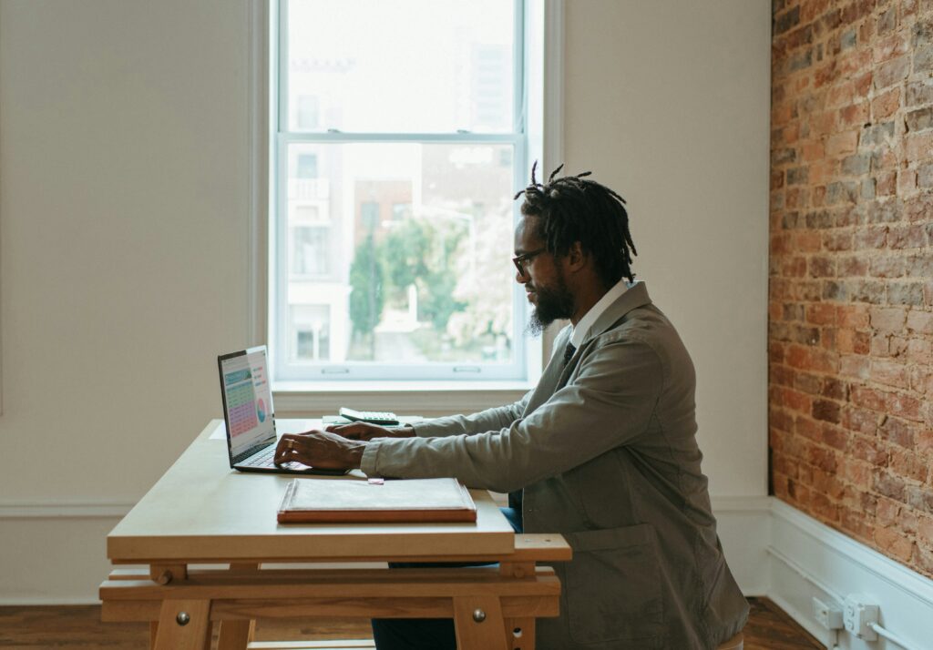 Work-from-Home Jobs With FedEx